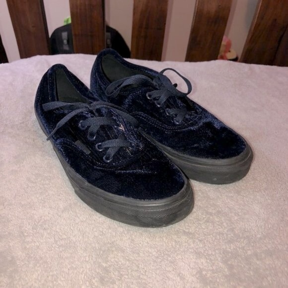 VANS Off The Wall Womens Navy Velvet Low Top Lace Sneakers Sz 7.5 - Picture 5 of 11